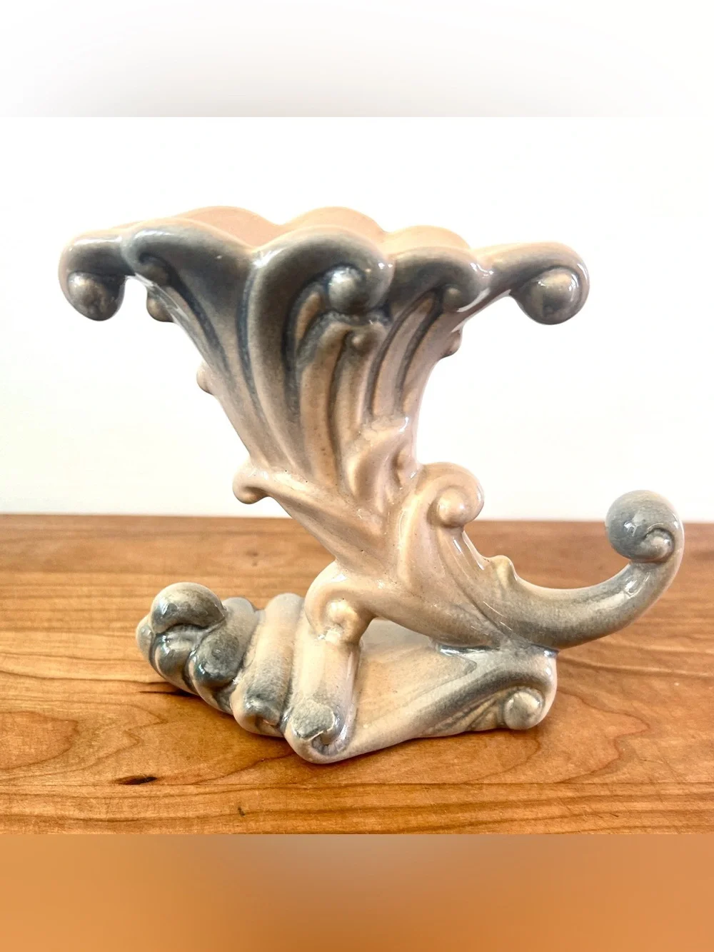 Vintage Royal Haeger Cornucopia Style 1